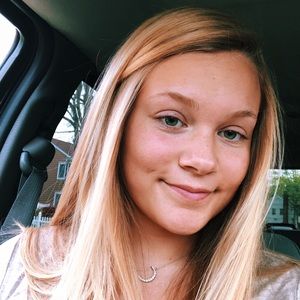 Meet your Posher, Olivia